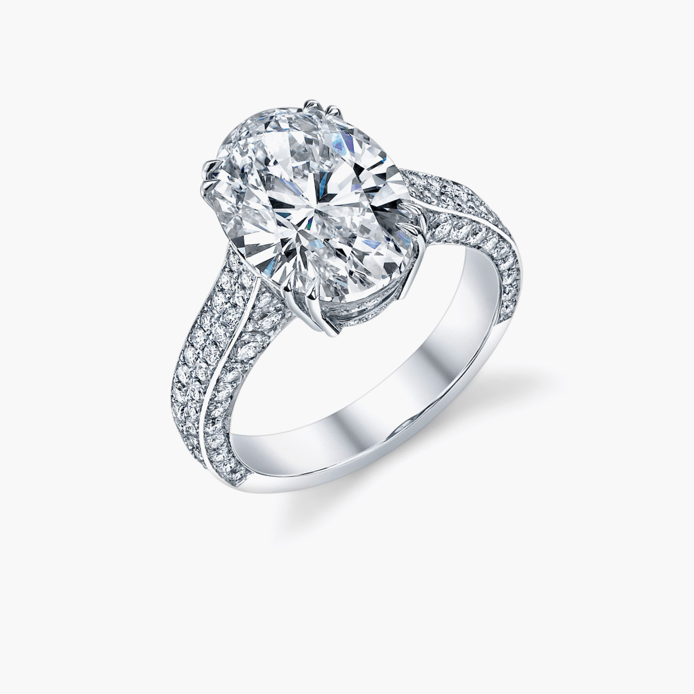 Oval Cut Engagement Ring
